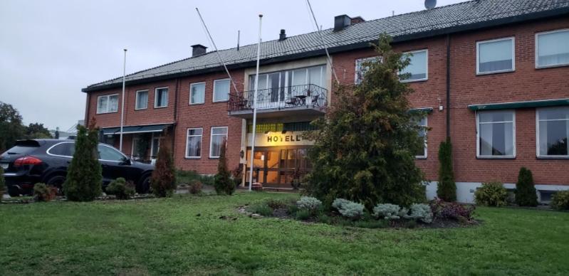 Vingaker Hotell Exterior photo
